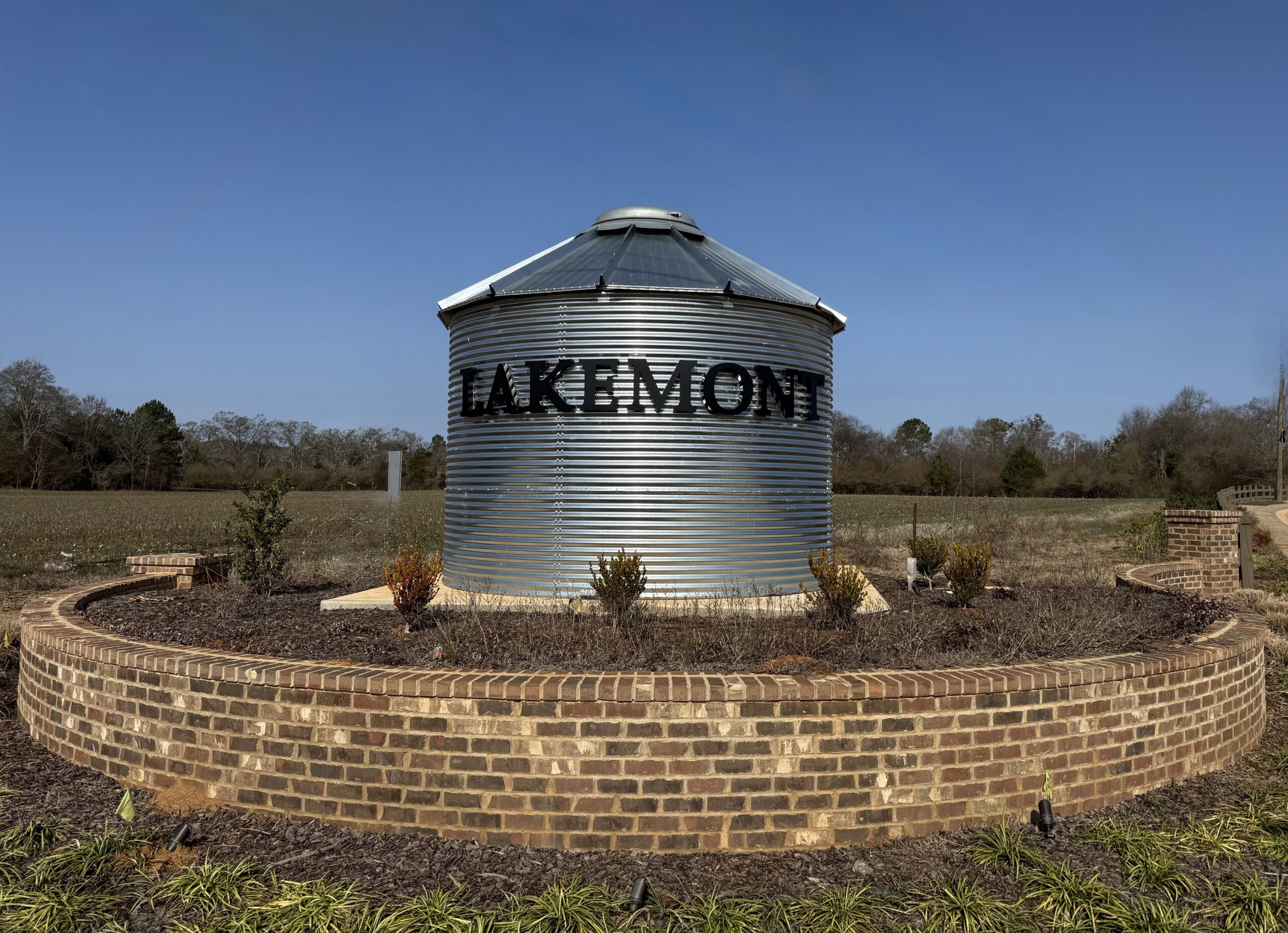 Lakemont Village entrance Lakemont Village entrance Pell City Alabama